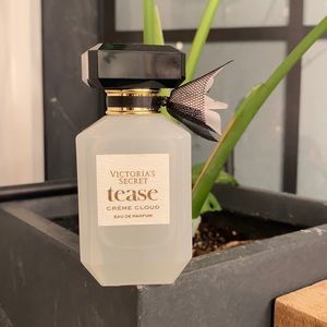 Victoria's Secret tease creme cloud